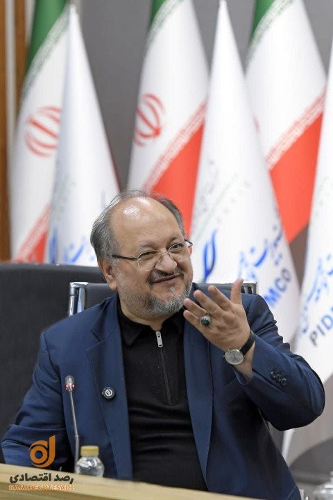 پیام محمد شریعتمداری به مناسبت راه‌اندازی واحد اوره پتروشیمی هنگام