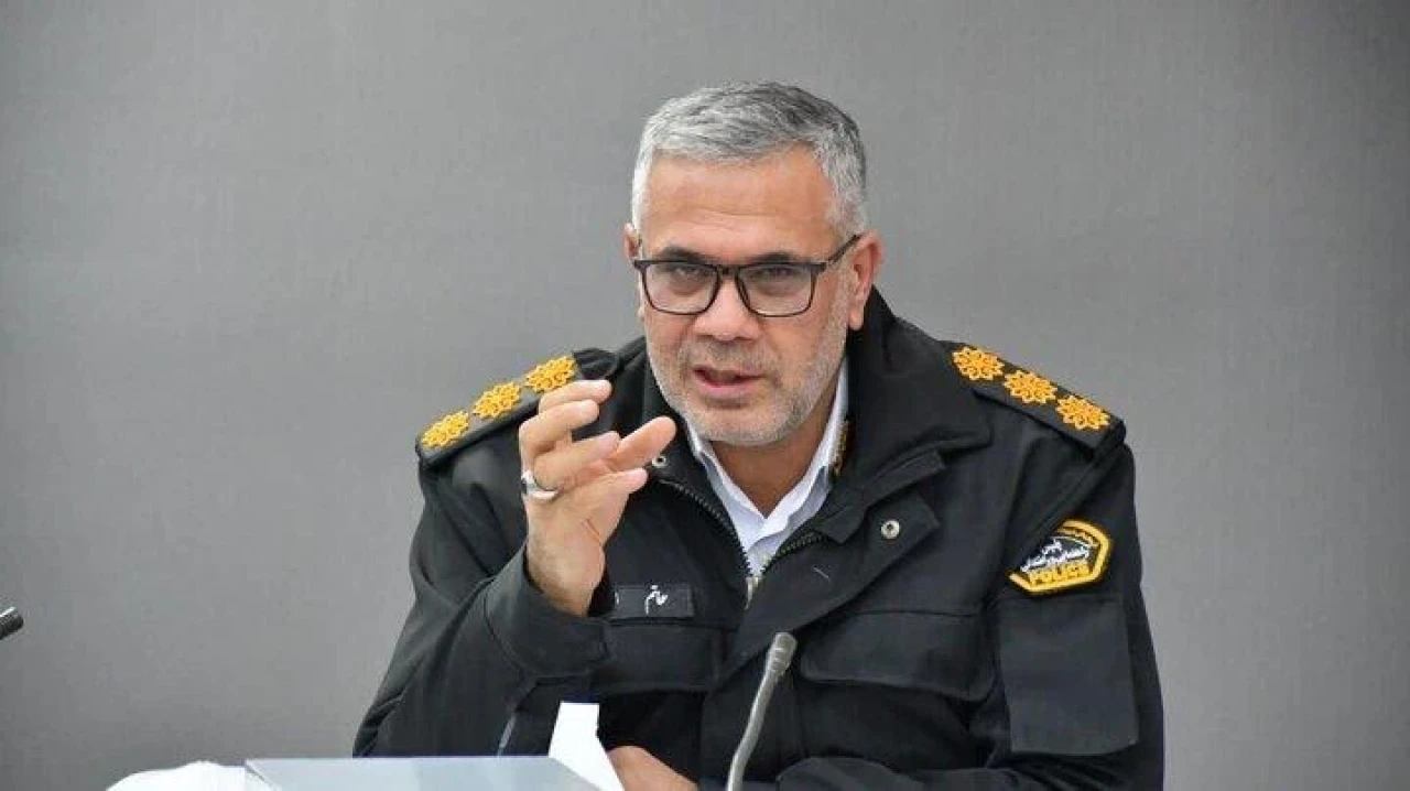 سرهنگ ابراهیمی، رئیس پلیس راهور آذربایجان‌غربی، در برنامه زنده رادیویی «سلام یاشاییش» از فراهم شدن امکان تردد خودروهای پلاک منطقه آزاد ماکو در مسیر سبز خبر داد