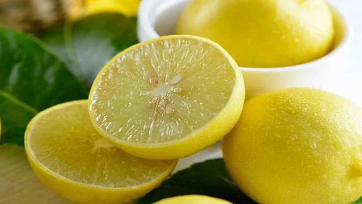 چگونه با لیمو از شر کپک فرش خلاص شویم؟