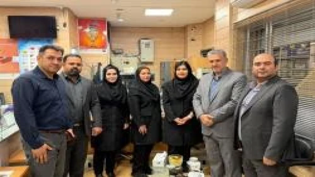 سرپرست مدیریت عامل بانک سرمایه از شعبه برج فرمان بازدید کرد
