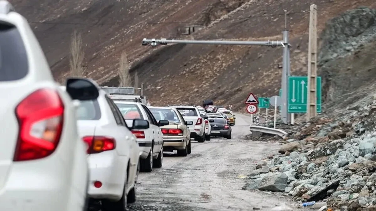 ترافیک نیمه‌سنگین در محورهای شمالی و انسداد موقت جاده چالوس