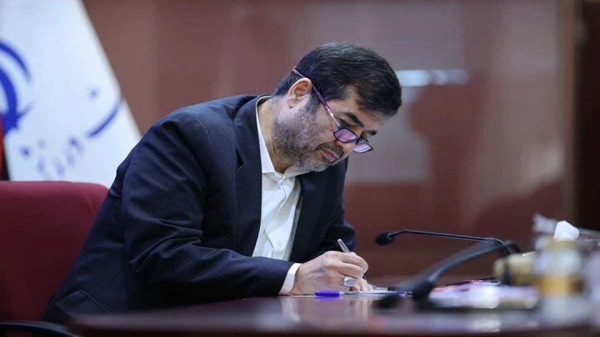 قدردانی وزیر ورزش و جوانان از مدیرعامل بانک شهر برای حمایت از کشتی ایران