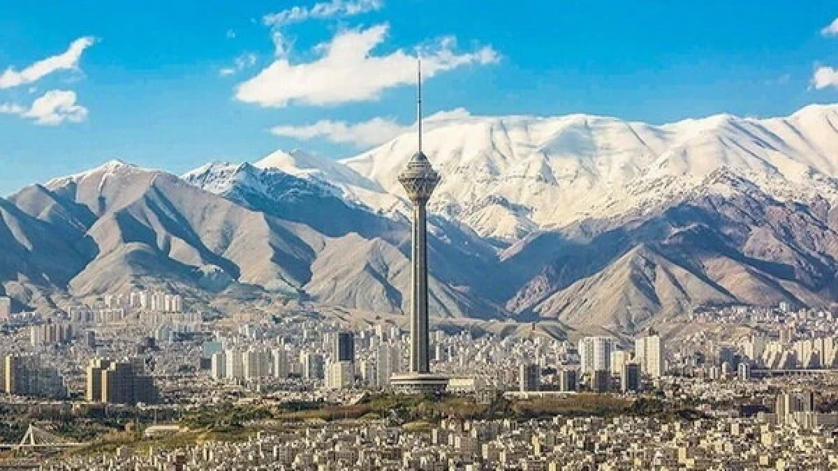 کیفیت هوای تهران فردا جمعه ۸ آبان ۱۴۰۵؛ هوا پاک می‌شود یا آلودگی ادامه دارد؟