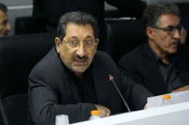 در شرایط جنگی ۲.۳ میلیون خودرو و ۶۳ میلیون تن فولاد تولید کردیم