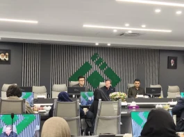 رئیس پژوهشکده بیمه: پژوهشکده باید از نیازهای صنعت بیمه جلوتر حرکت کند